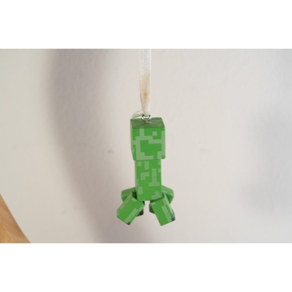 Mojang Minecraft Creeper Ornament 2020 Christmas Green Mob 3D Hanging - Picture 3 of 7
